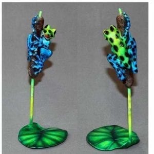 Frog Sculpture Tom