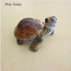 Baby Turtle Figurine Daden Jr